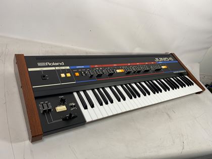 Roland-Juno 6